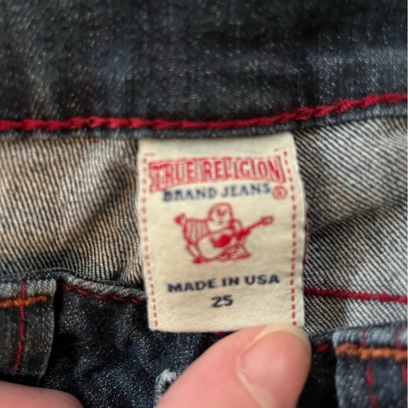 Authentic women’s True Religion jeans. - Picture 4 of 4